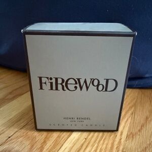 Henri Bendel Firewood candle